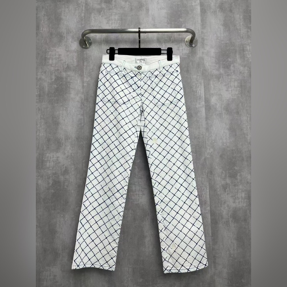 🚩steal Authentic CHANEL White and Navy Grid Pattern Trousers
